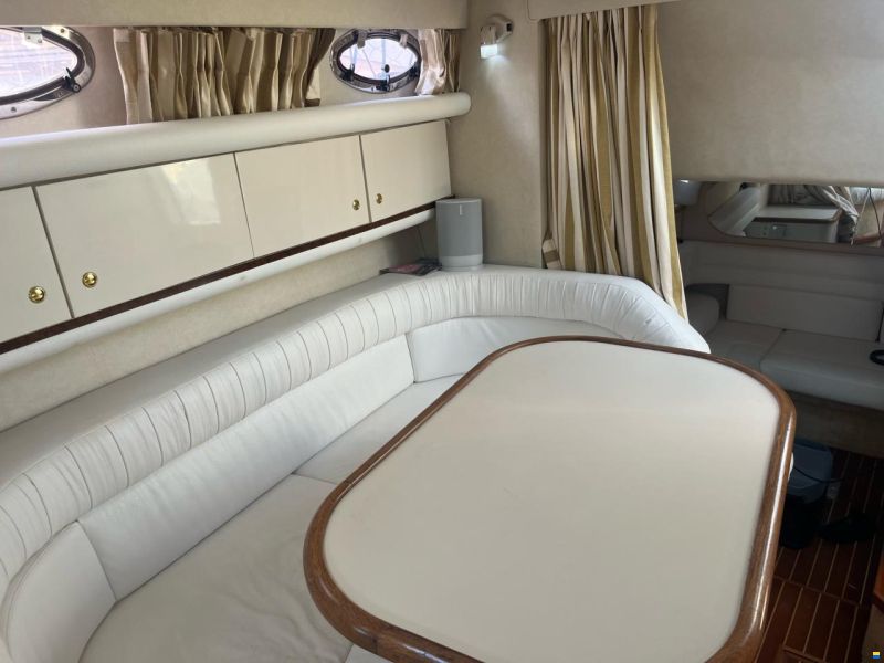 Sea Ray 330 Sundancer
