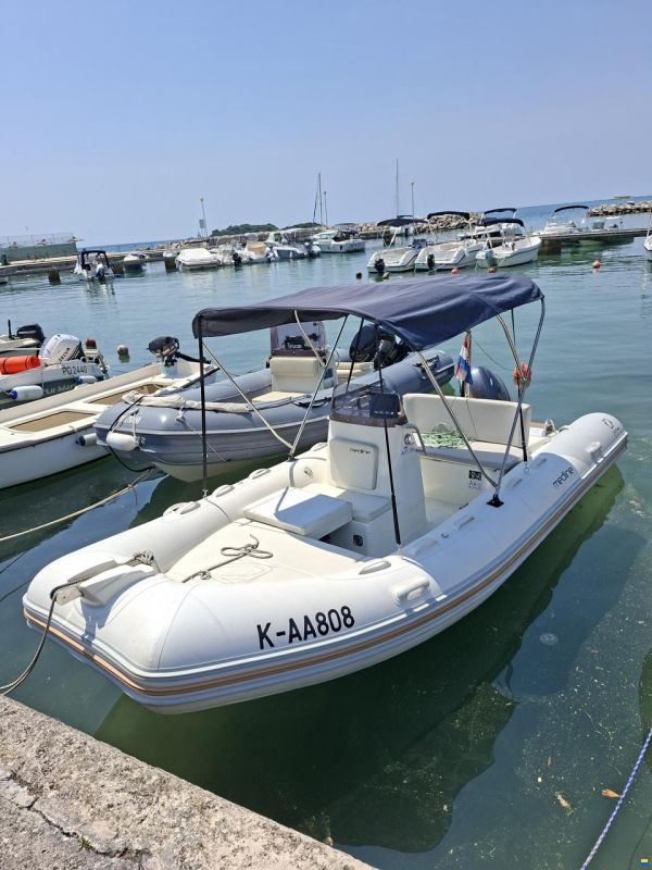 Zodiac Medline 500
