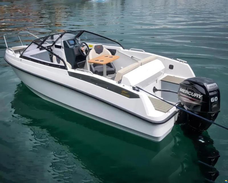 Bella 500 Bowrider