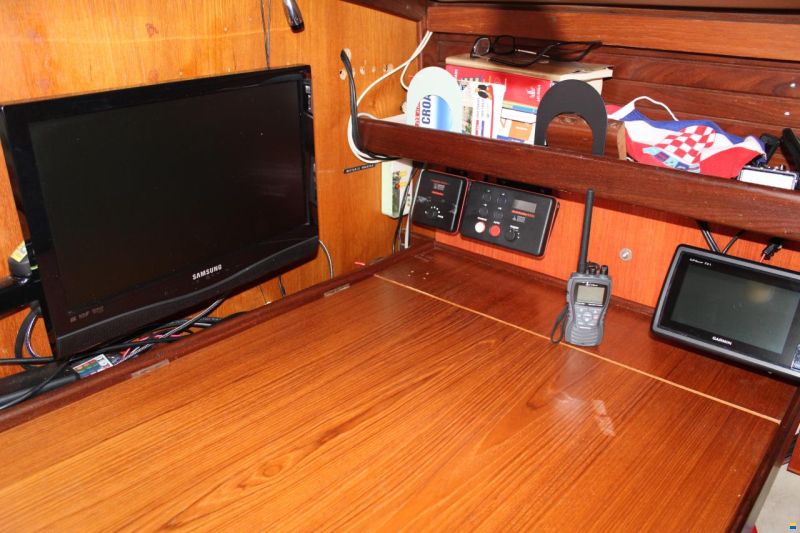 Beneteau First 42