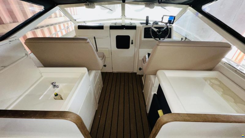 Bertram 28 Moppie