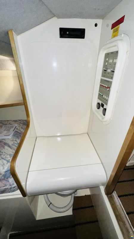 Bertram 28 Moppie