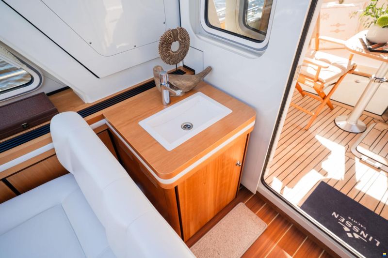Linssen Grand Sturdy 450 AC Variotop®