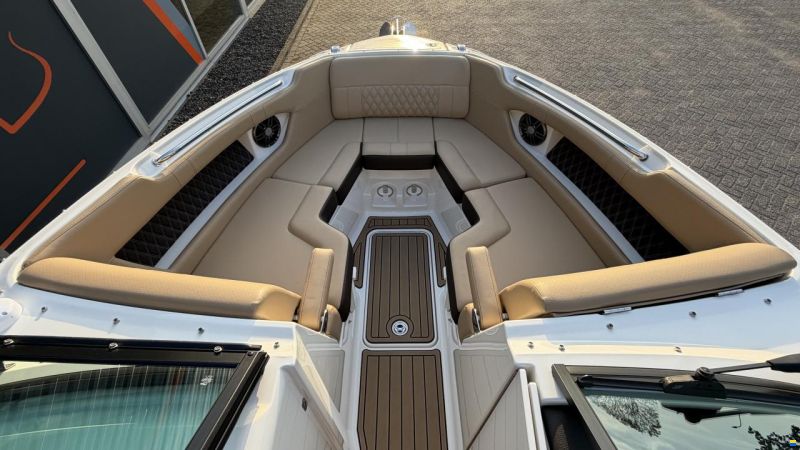 Sea Ray SLX 250
