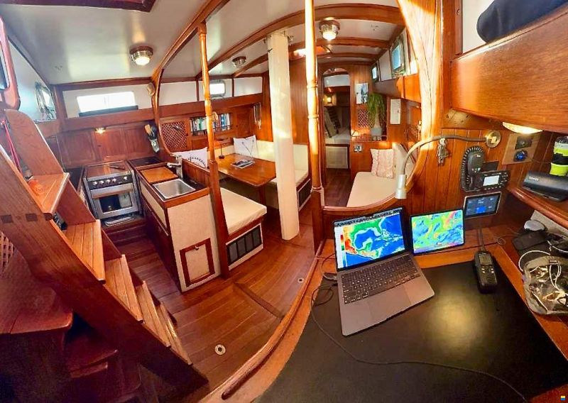 51' Doug Peterson Offshore Cruiser