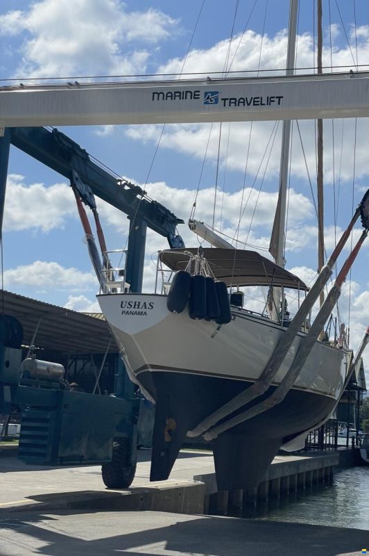 Formosa Doug Peterson 48' Hull (51'LOA) Offshore