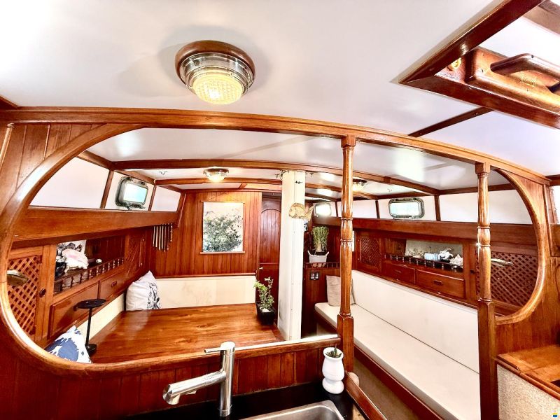 51' Doug Peterson Offshore Cruiser
