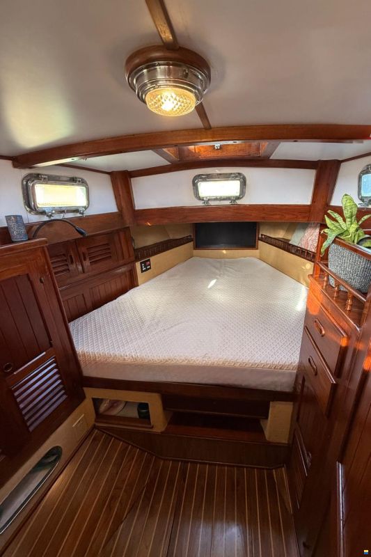 51' Doug Peterson Offshore Cruiser
