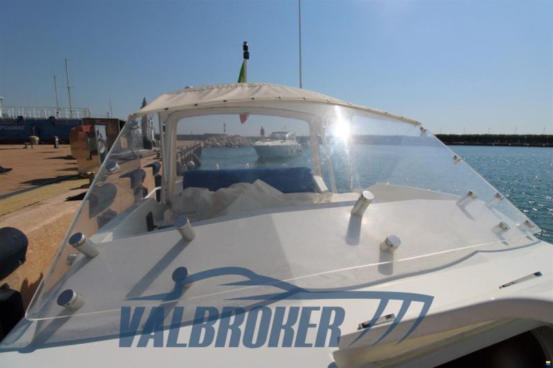 Tecnoyacht PUMA 2000