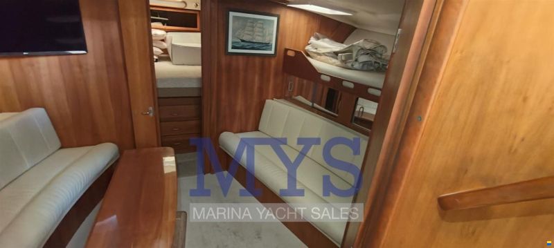 Luhrs 40 OPEN