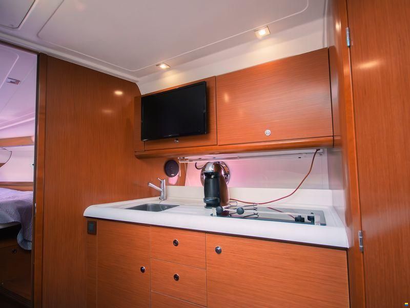 Beneteau Grand Turismo 38