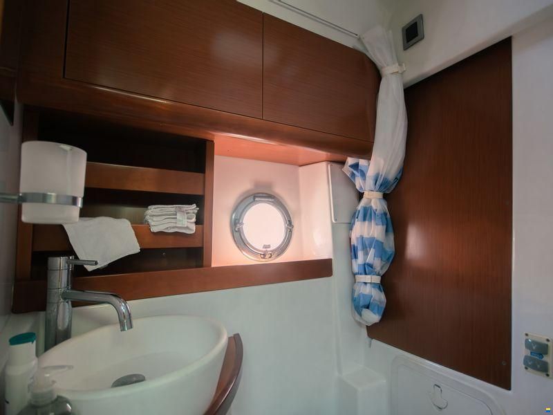 Beneteau Grand Turismo 38
