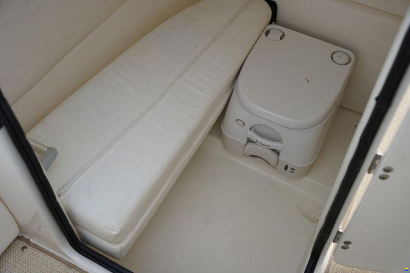 Sea Ray 240 SUNDECK