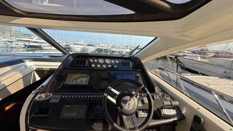 Sunseeker Predator 60