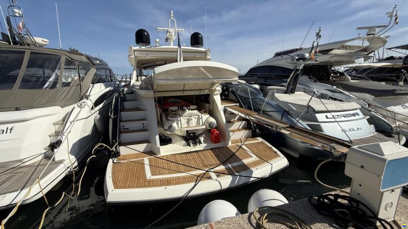 Sunseeker Predator 60