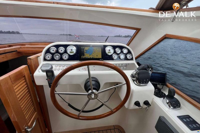 Long Island 40 Runabout