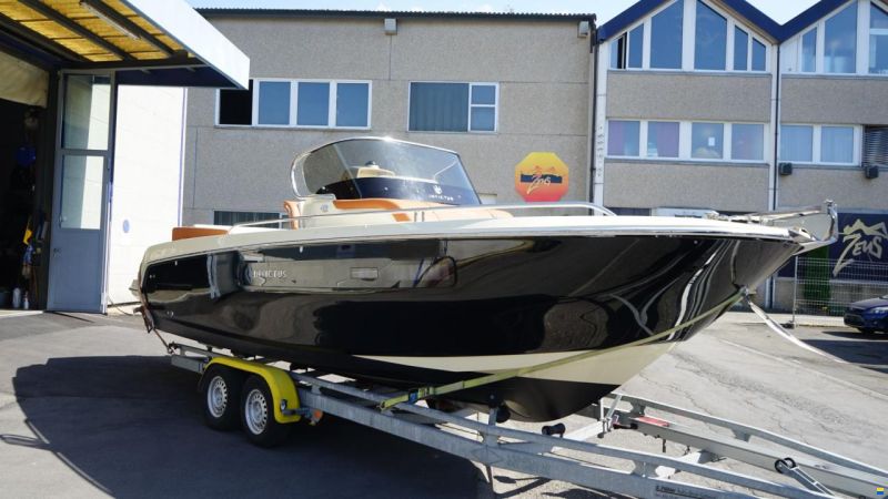 Invictus 250 CX
