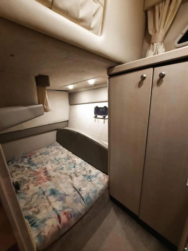Bayliner 3255 Avanti Express Cruiser