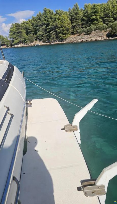 Bayliner 3255 Avanti Express Cruiser