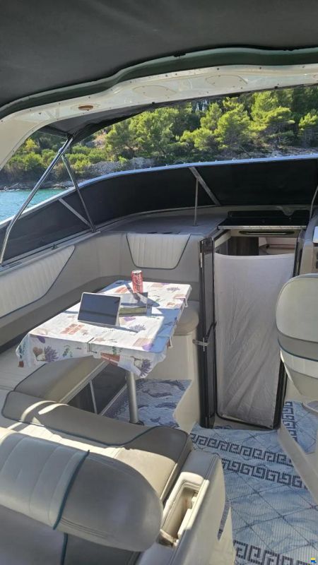 Bayliner 3255 Avanti Express Cruiser