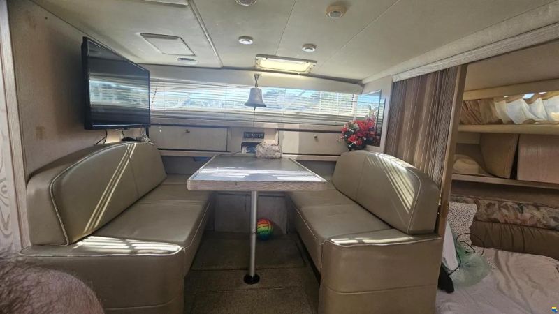 Bayliner 3255 Avanti Express Cruiser