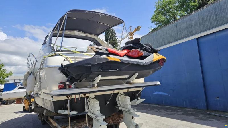 Bayliner 3255 Avanti Express Cruiser