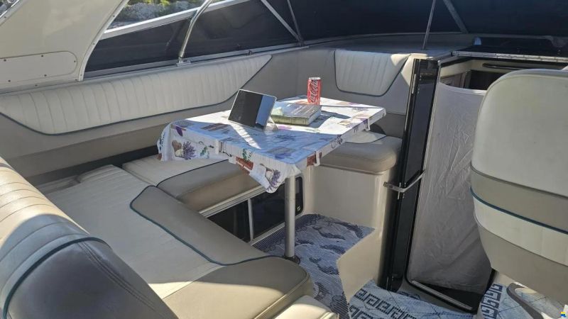 Bayliner 3255 Avanti Express Cruiser