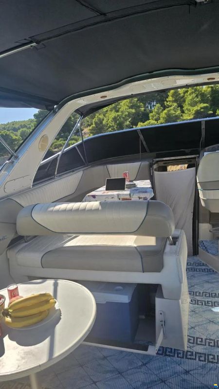 Bayliner 3255 Avanti Express Cruiser