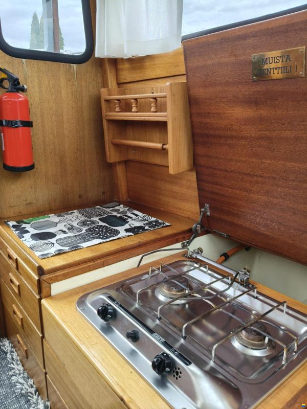 Jutahela Marina 75