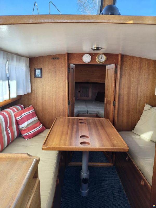 Jutahela Marina 75