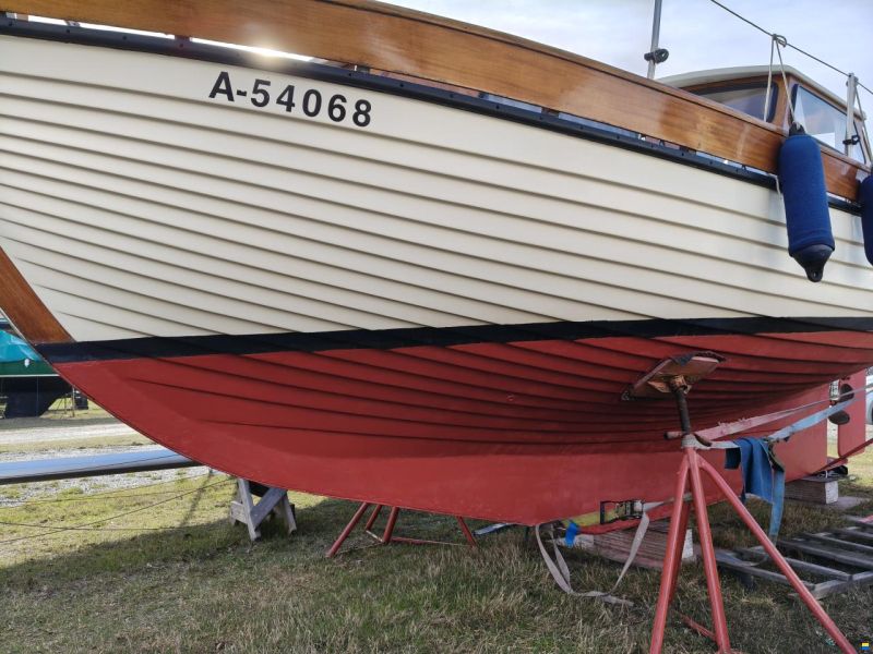 Jutahela Marina 75