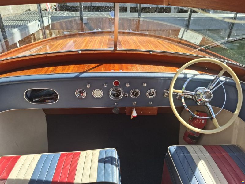Swiss Craft Halbkabine 7.00 m