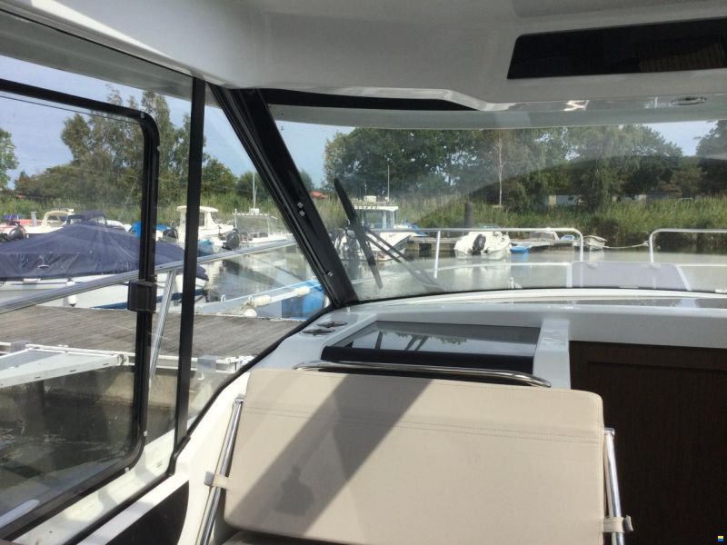 Jeanneau Merry Fisher 895