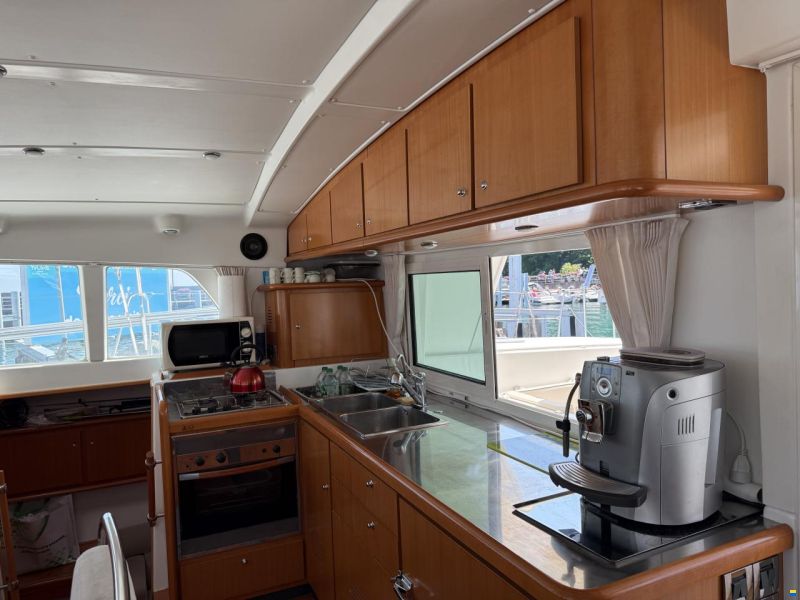 Lagoon 440