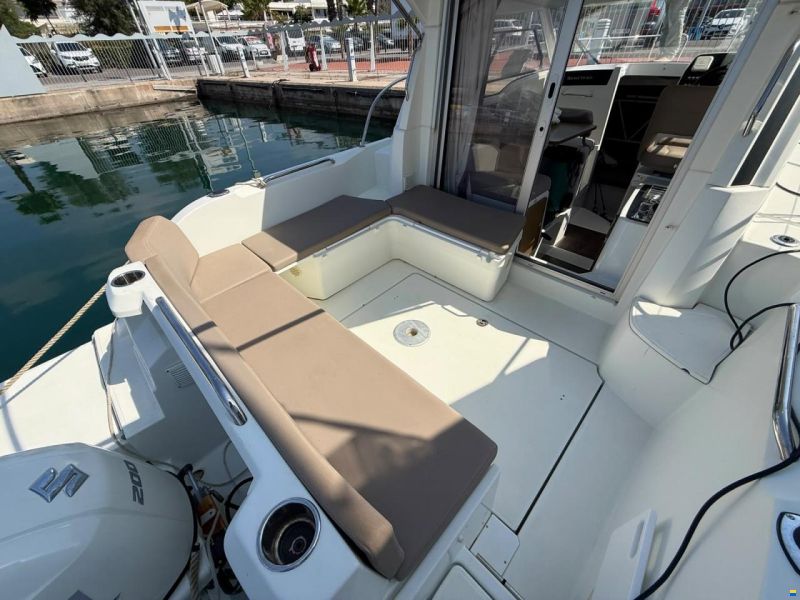 Beneteau Antares 8