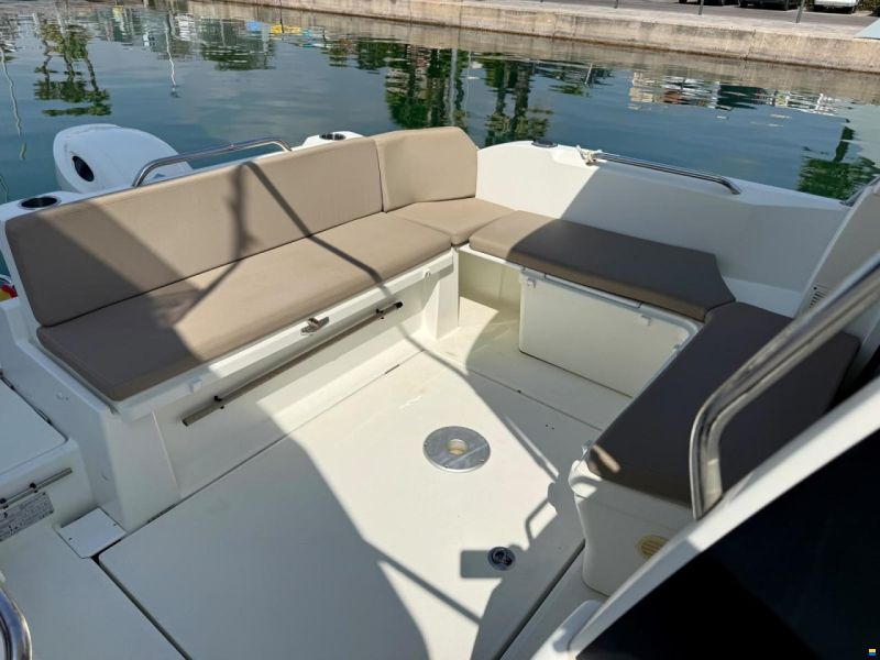 Beneteau Antares 8