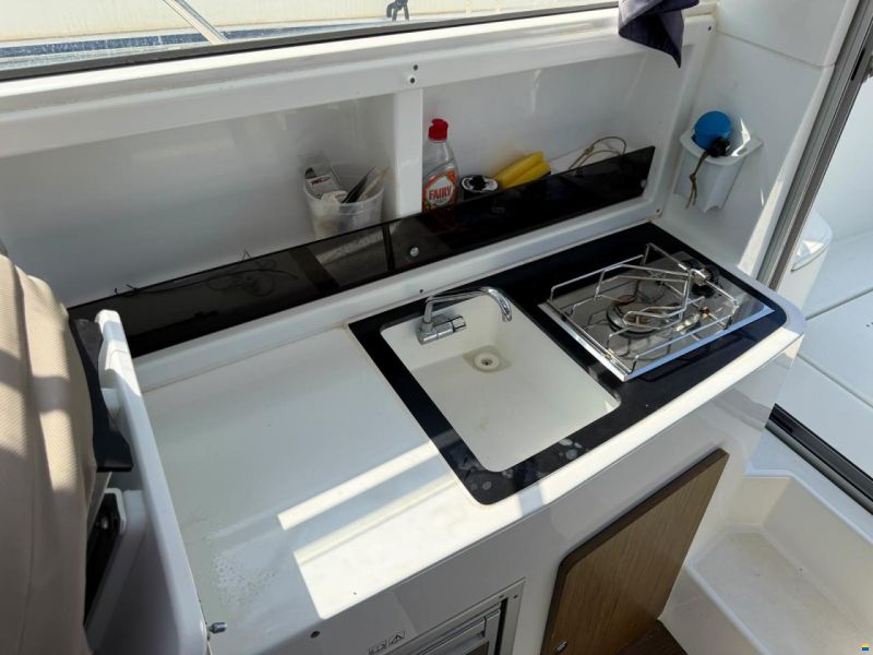 Beneteau Antares 8