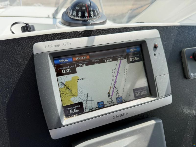 Beneteau Antares 8