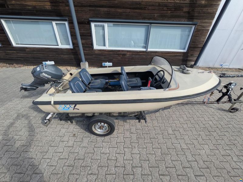 Boot met trailer