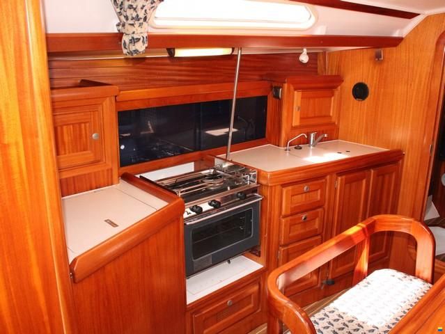 Dufour 38 Classic