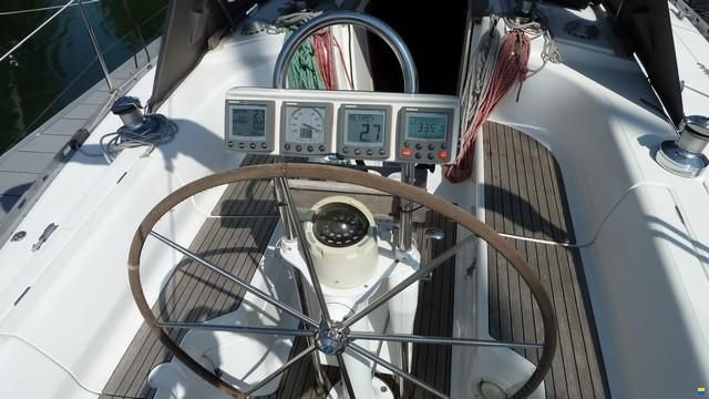 Dufour 38 Classic