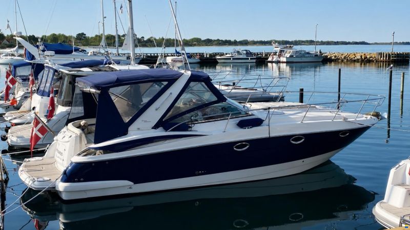 Monterey 375 Sport Yacht