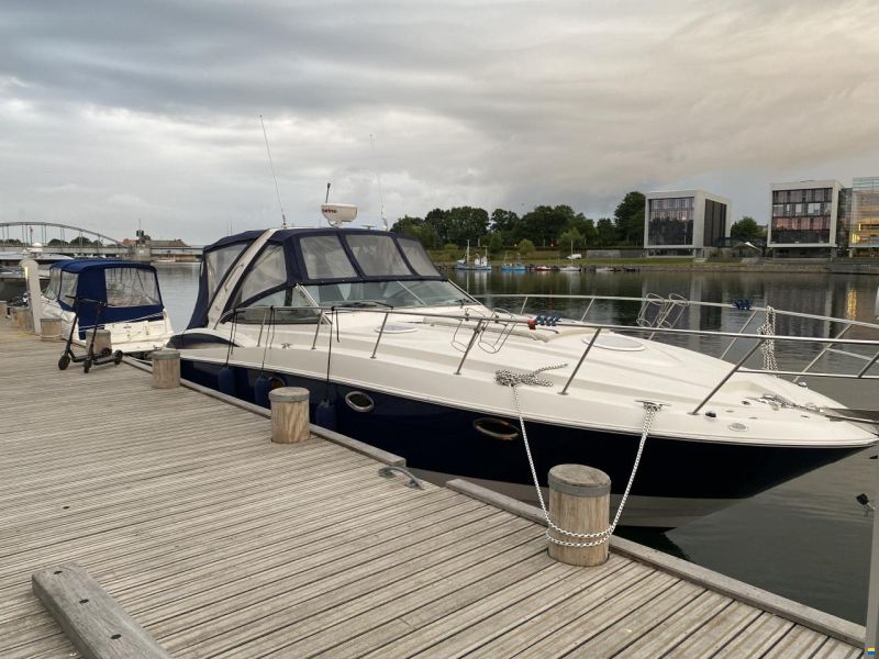 Monterey 375 Sport Yacht