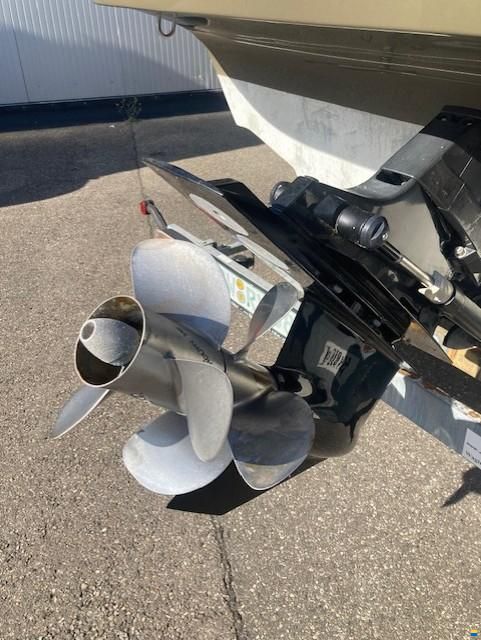 Viper 243