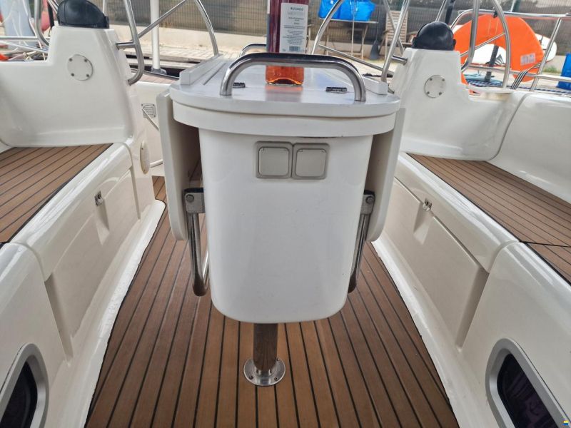 Bavaria 44