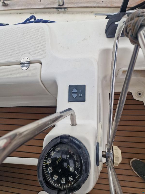 Bavaria 44