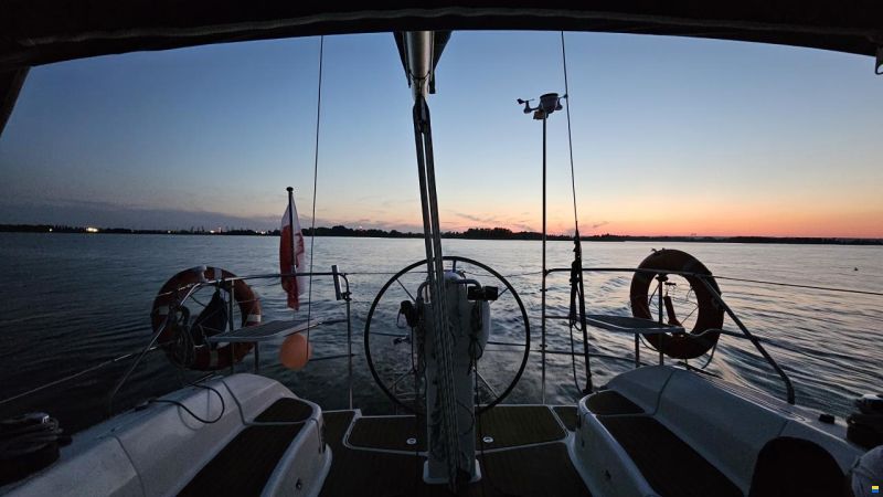 Tango 30