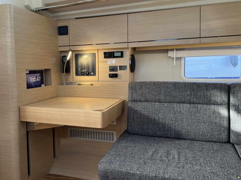 Hanse 388