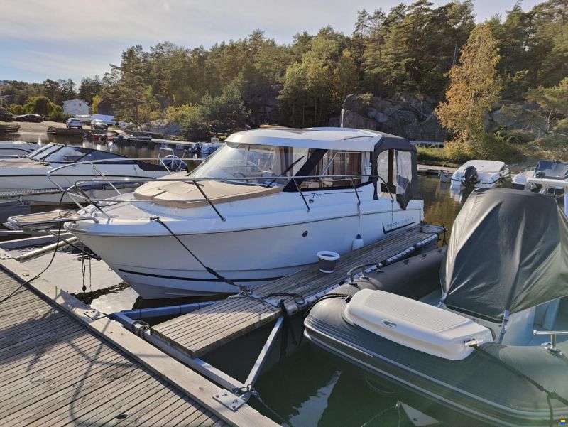 Jeanneau Merry Fisher 755