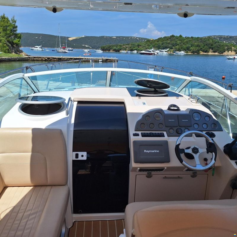 Sealine S29